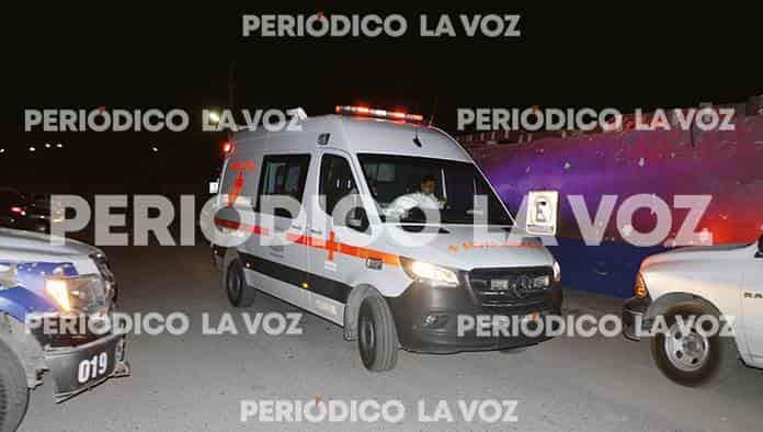 Intenta matar a su ex; hiere a Policía