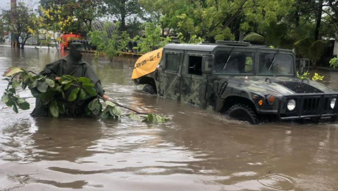 Las impactantes imágenes que dejó el huracán Enrique en Colima, Michoacán y Jalisco