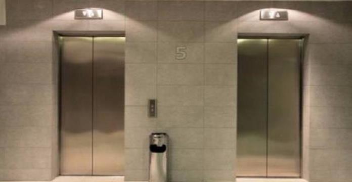 Niño muere aplastado entre las puertas de un elevador