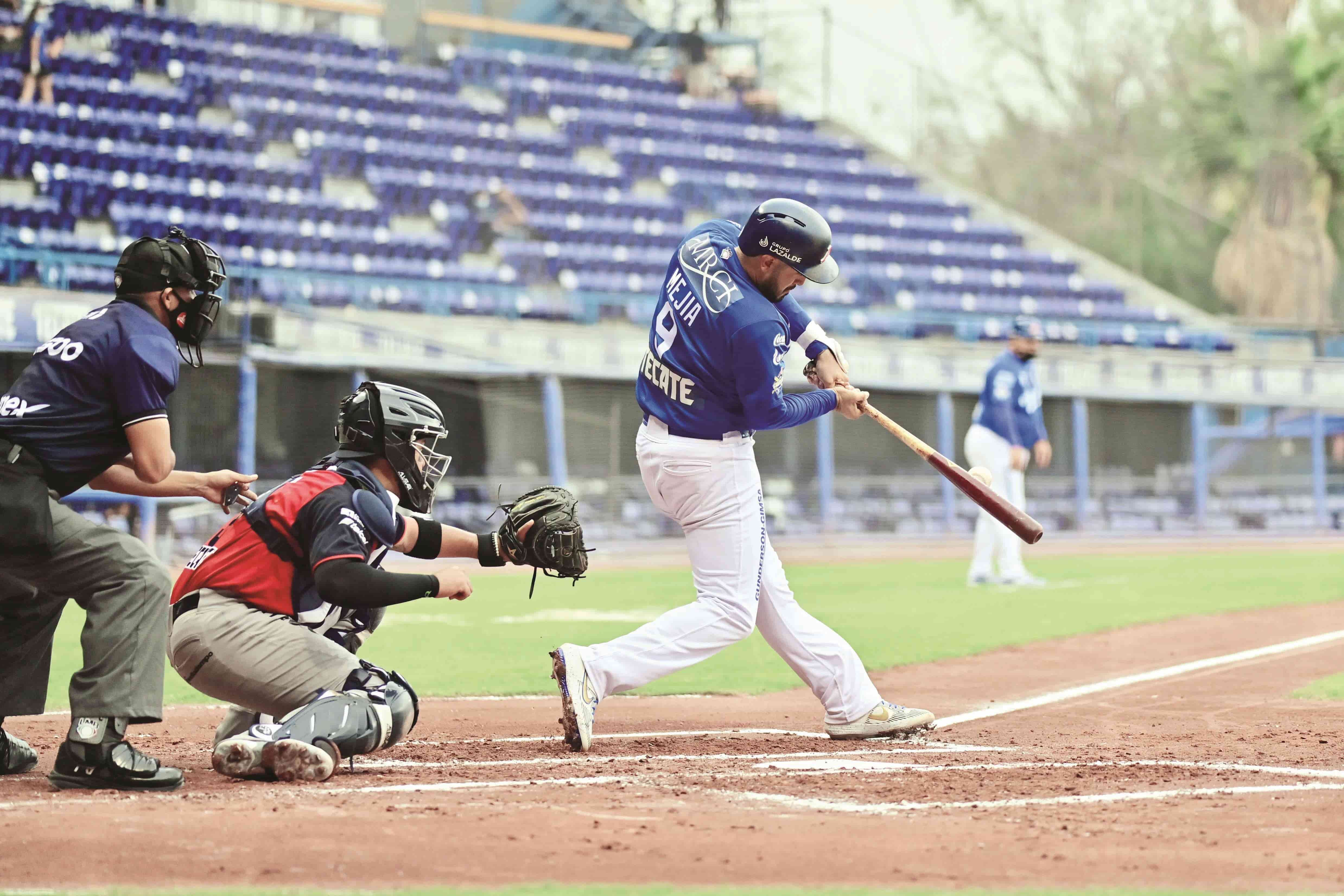 Doble golpe a Sultanes