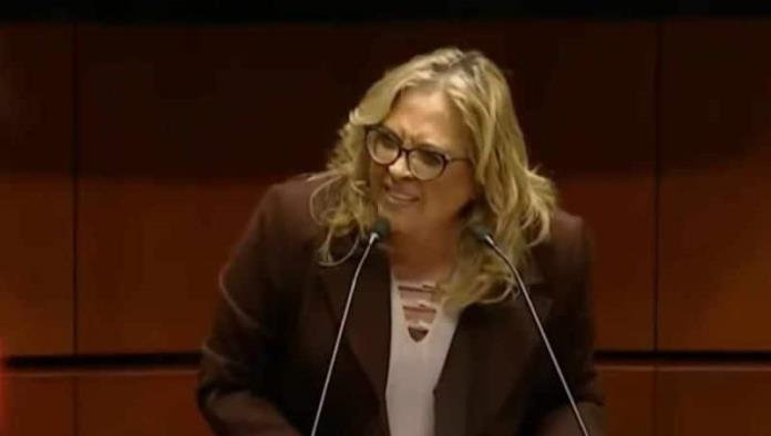 Pin.. vieja loca; Diputada insulta a senadora en medio de debate
