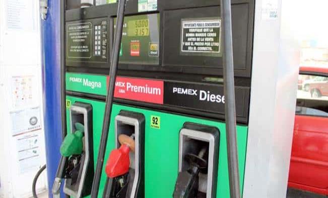 No te quedes con el tanque vacío: checa el impuesto que pagarás por gasolina