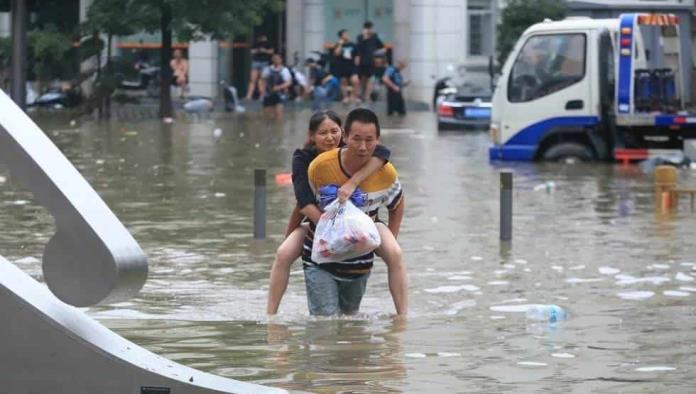 Aumenta cifra de muertos por inundaciones en China