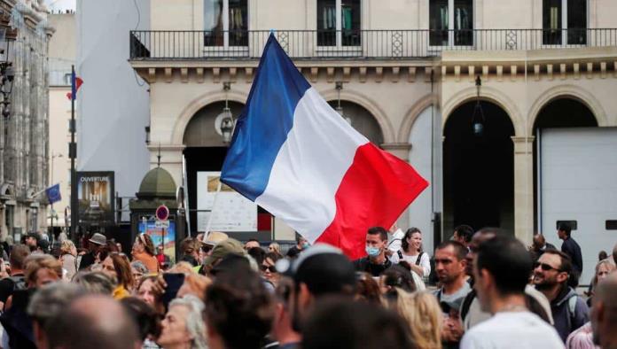 Protestas en Francia por vacunación obligatoria