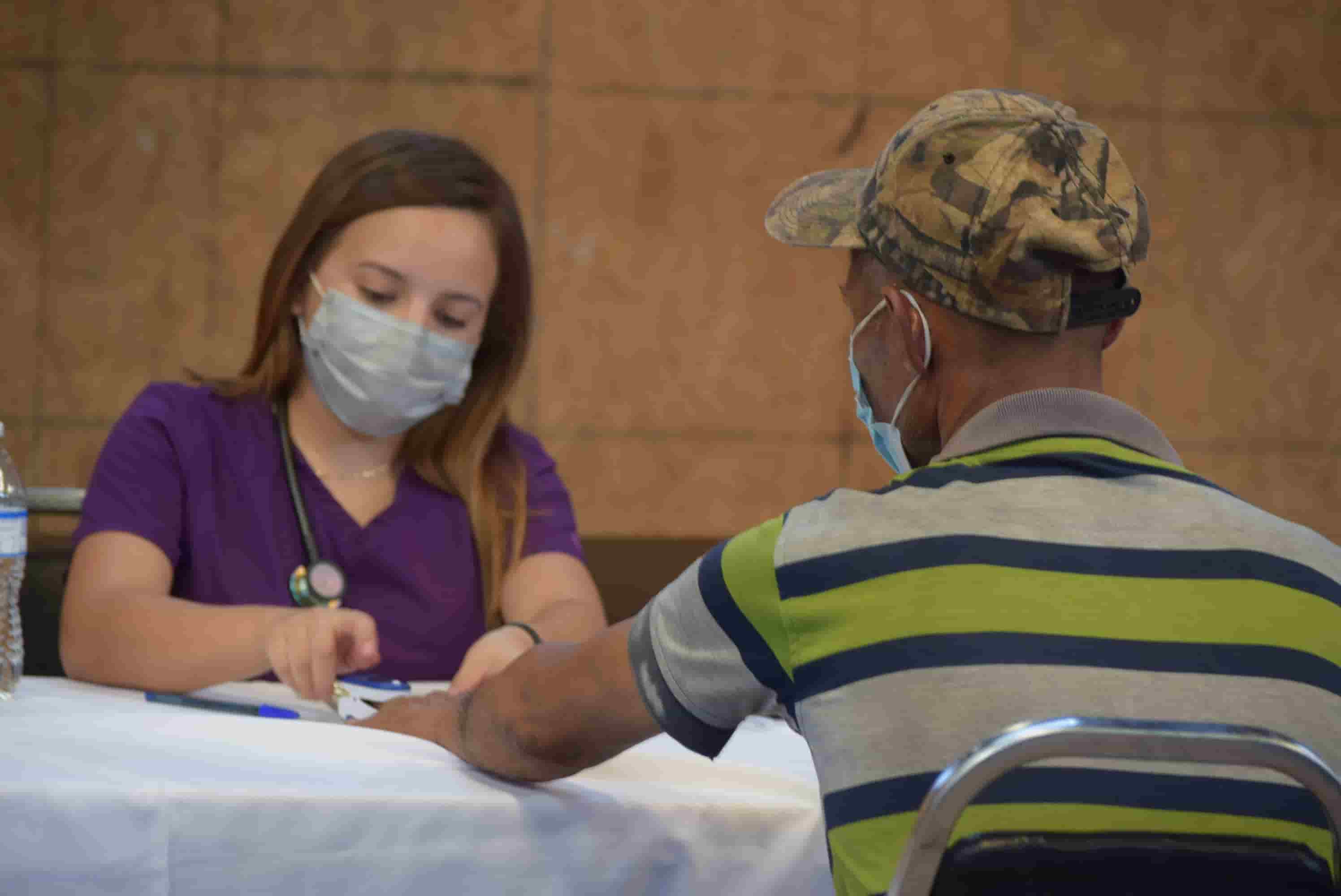 Atienden a migrantes  gratuitamente en el hospital Chavarría