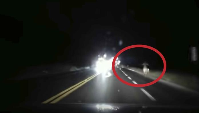 Video: Graban a una supuesta “mujer fantasma” en la carretera
