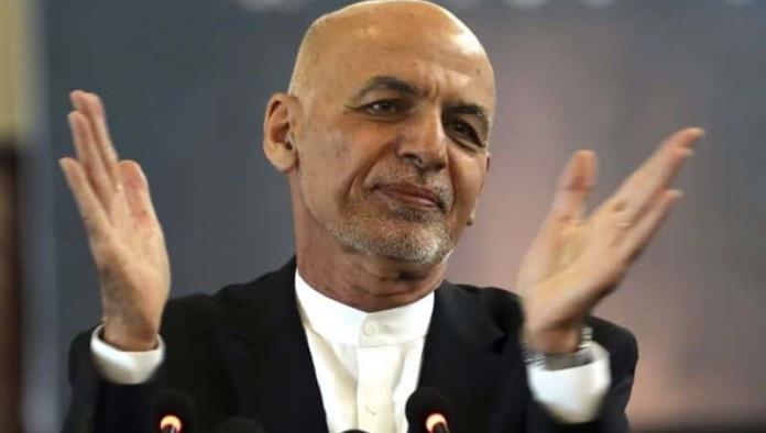 No cabía todo; Acusan a ex presidente de Afganistán de robar dinero
