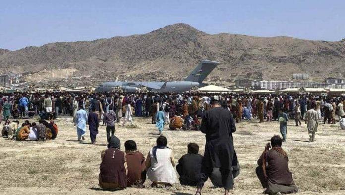 El Pentágono pide ayuda a aerolíneas para evacuar Kabul