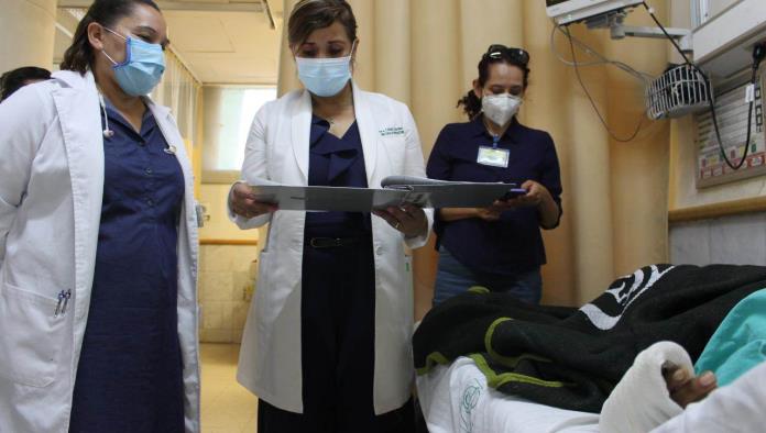 Supervisan autoridades nacionales del IMSS hospitales en Torreón