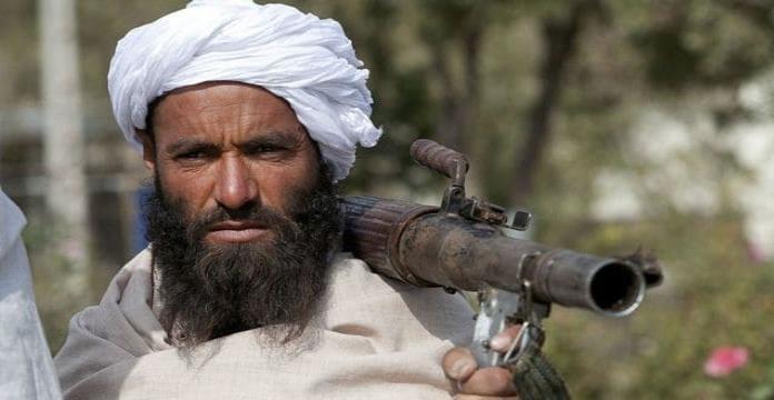 Talibán están “cazando” homosexuales en Afganistán