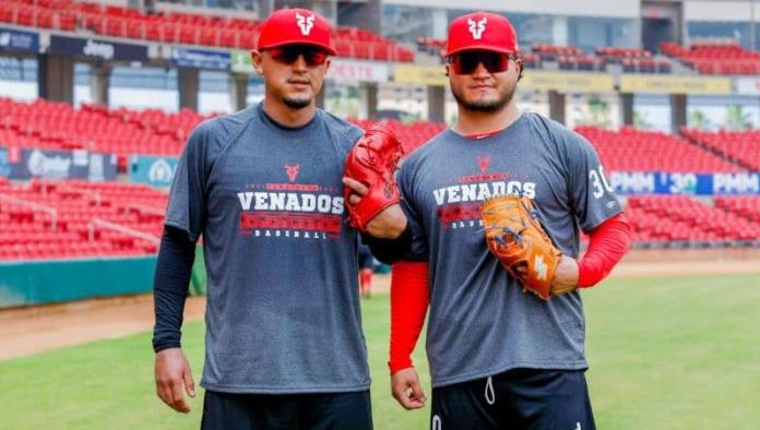 Francisco “Látigo” Ríos y Marco Duarte fortalecen pitcheo de Venados de Mazatlán