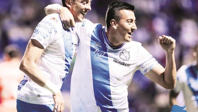 Saca Cruz Azul empate en Puebla