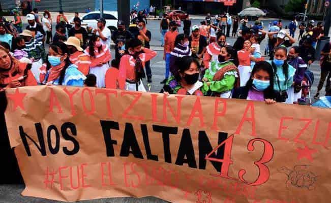 “Entrégame a los normalistas”: difunden conversaciones sobre Ayotzinapa