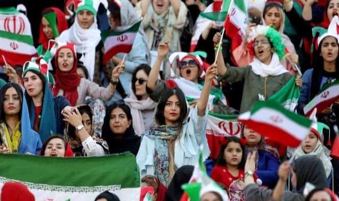 Mujeres iraníes regresarán a los estadios dos años después