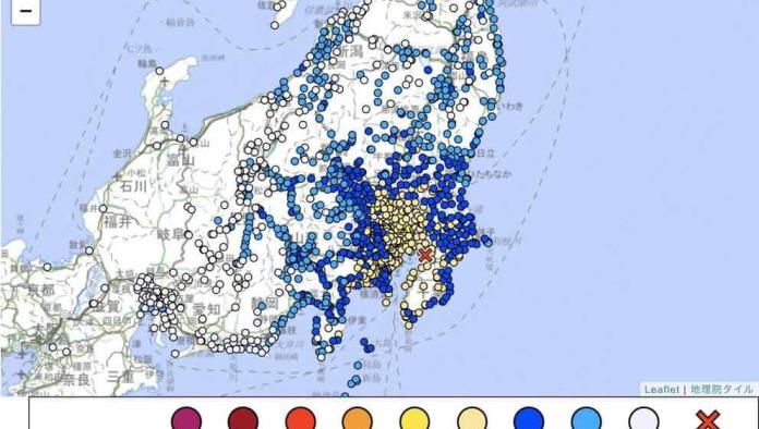 Un fuerte terremoto de magnitud 6,1 estremeció la región de Tokio