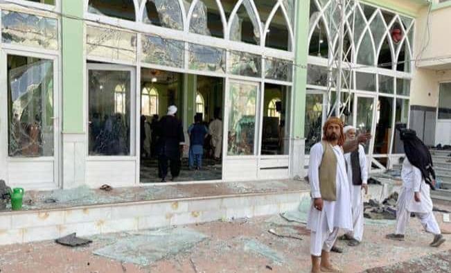 Explosión en una mezquita de Afganistán deja 15 muertos