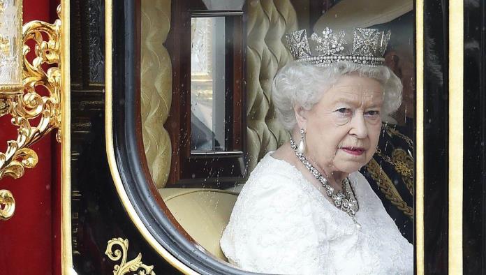 La Reina Isabel II regaña a lideres mundiales por falta de acciones climáticas