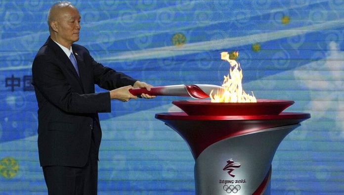 Aun con la amenaza de boicot: Llama olímpica llega a China