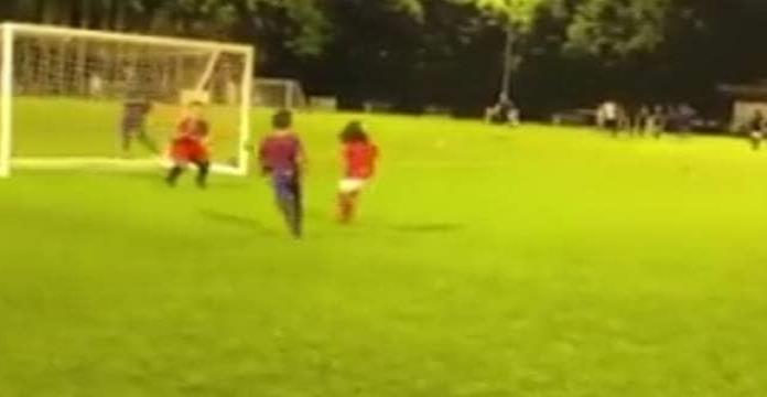 Arsenal FC ficha a niño de 4 años para sus fuerzas básicas