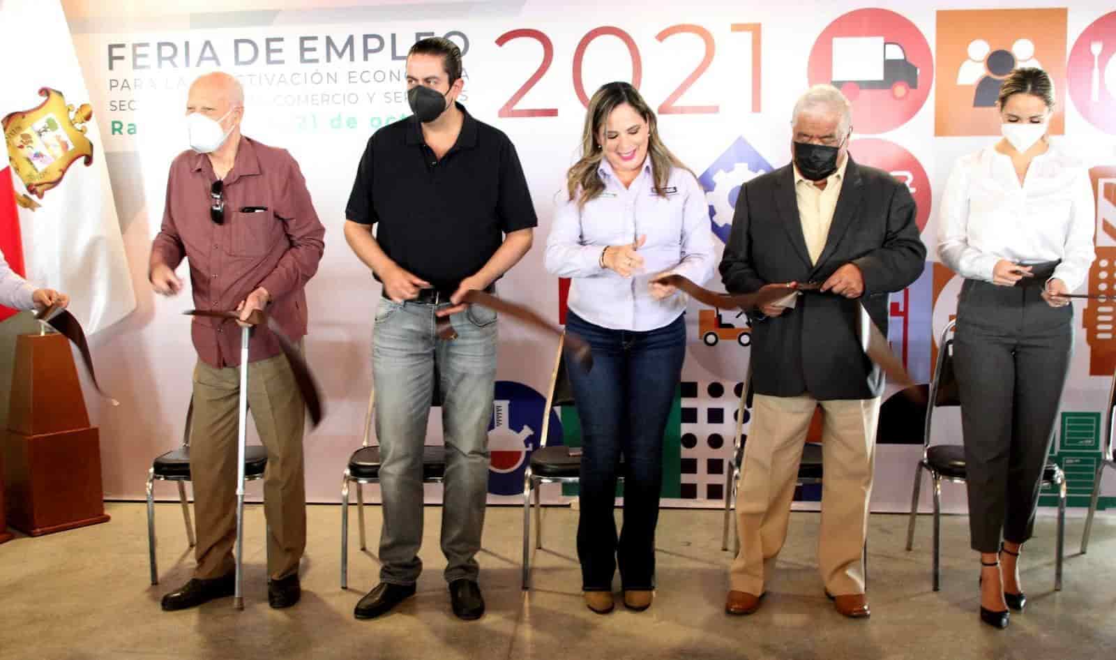 En Ramos Arizpe; Ofertan mil 200 empleos
