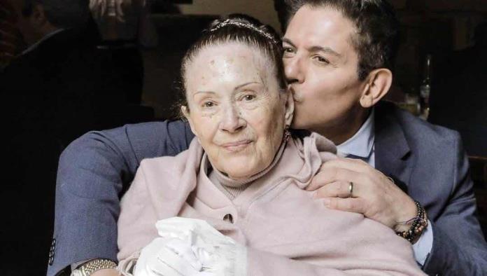 “Gracias por tantos momentos; Fallece la madre de Ernesto Laguardia