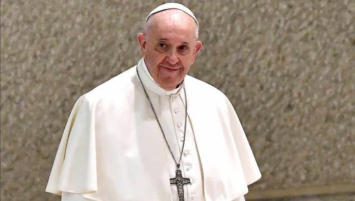 Tras el gesto en el DIF Capullos; Papa Francisco invita a Mariana Rodríguez al Vaticano