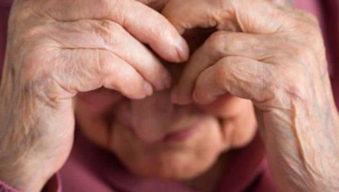 Argentina; Causa indignación abandono de abuelita de 84 años en clínica