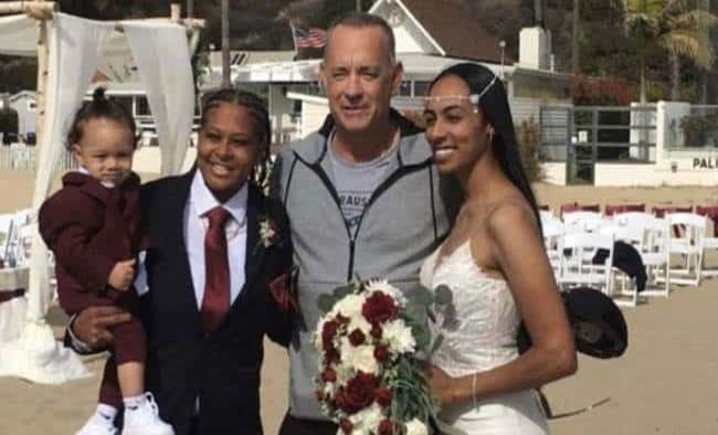 Tom Hanks irrumpe en una boda en la que se casaban dos mujeres