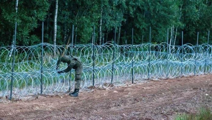 El parlamento polaco aprobó la construcción de un muro fronterizo contra los inmigrantes