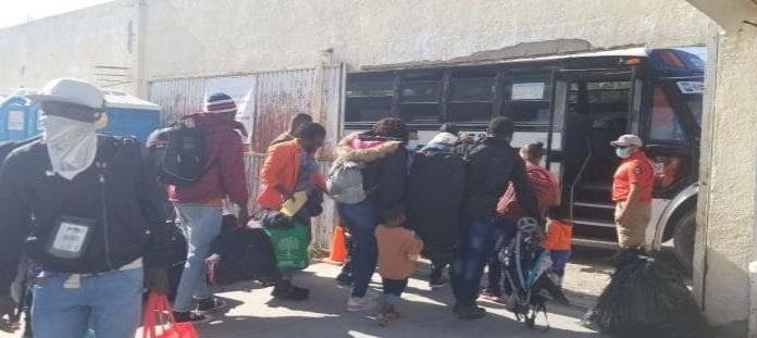 Mandarán  a Torreón a  130 haitianos