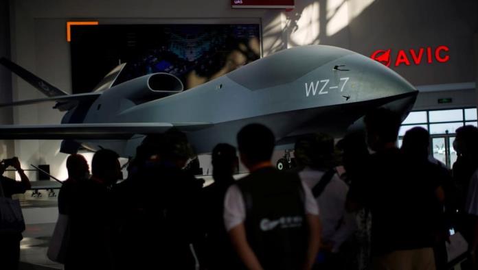 China libera su dragón volador: el nuevo dron WZ-7 de reconocimiento