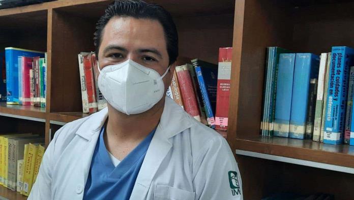Salvan médicos del HGZ No. 7 de Monclova a niño con grave problema pulmonar