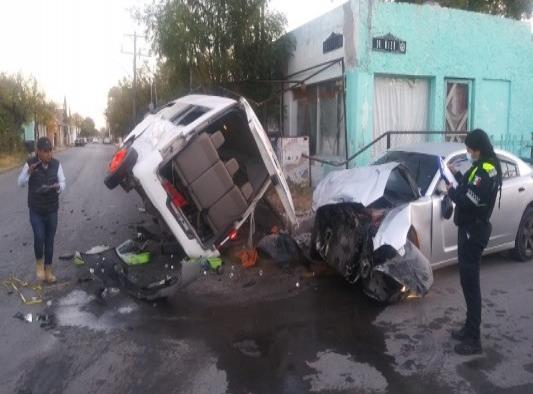 Consignan accidente al Ministerio Público dejó cuantiosos daños materiales