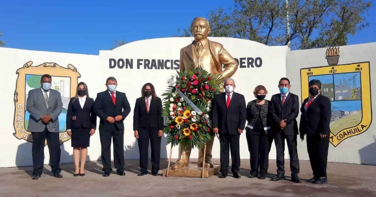 Conmemoran 111 aniversario de la Revolución Mexicana