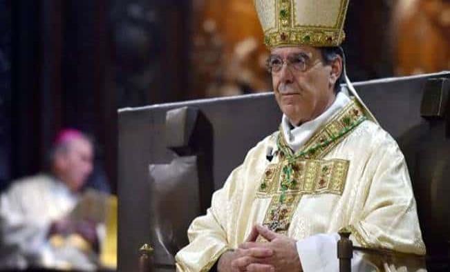 Renuncia Arzobispo de París tras revelarse relación con una mujer