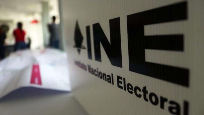INE pide posponer revocación de mandato; AMLO arremete contra la propuesta