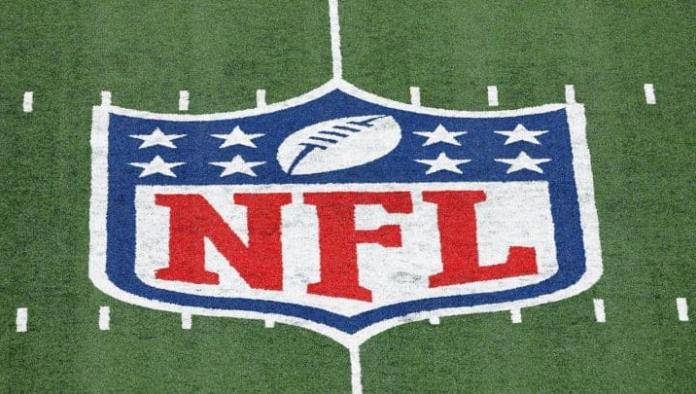 NFL pospone tres partidos por casos de covid