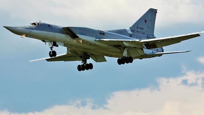Rusia envió bombarderos estratégicos a patrullar la frontera con Bielorrusia