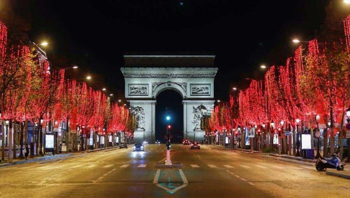 Francia prohibió los festejos de Año Nuevo por la expansión de la variante Ómicron