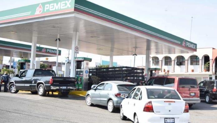 Crece venta de gasolina por paso de paisanos
