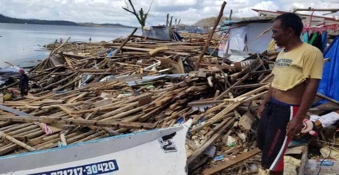 El paso del tifón Rai por Filipinas deja más de 300 muertos