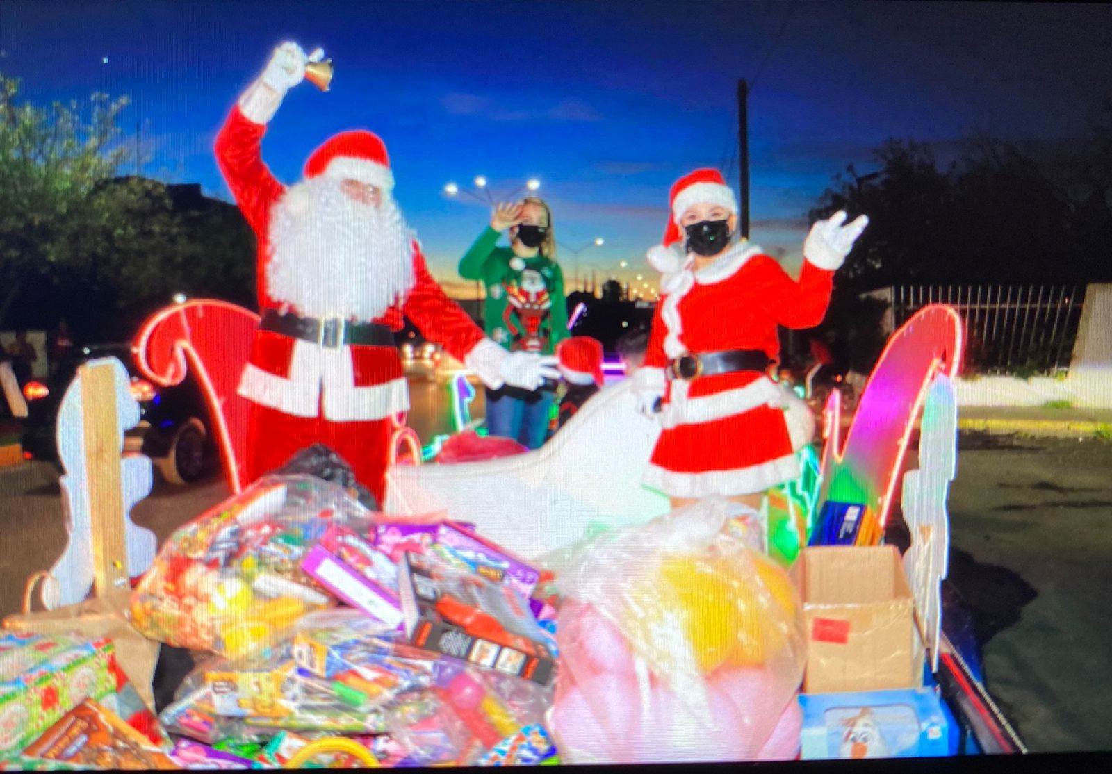 Adelantan navidad en Nueva Rosita con entrega de 5 mil regalos
