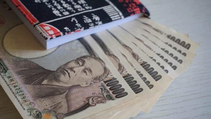 ¿Papá Noel o la Yakuza?; Les regalan dinero misterioso a residentes de Japón