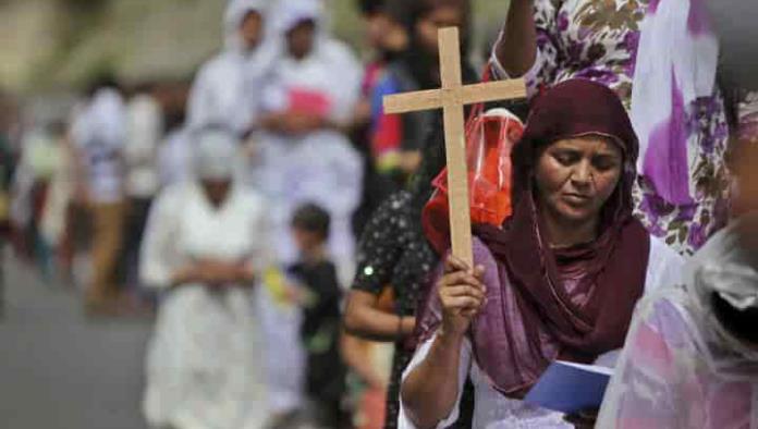 Violencia religiosa en la India; Nacionalistas hindúes atacan a cristianos