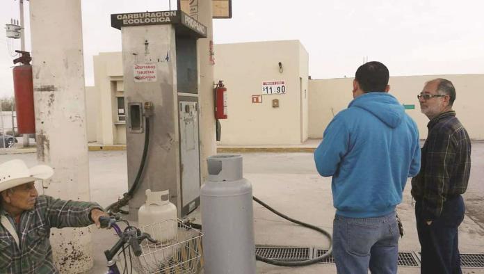 Hay poca demanda; Sigue a la baja precio del gas
