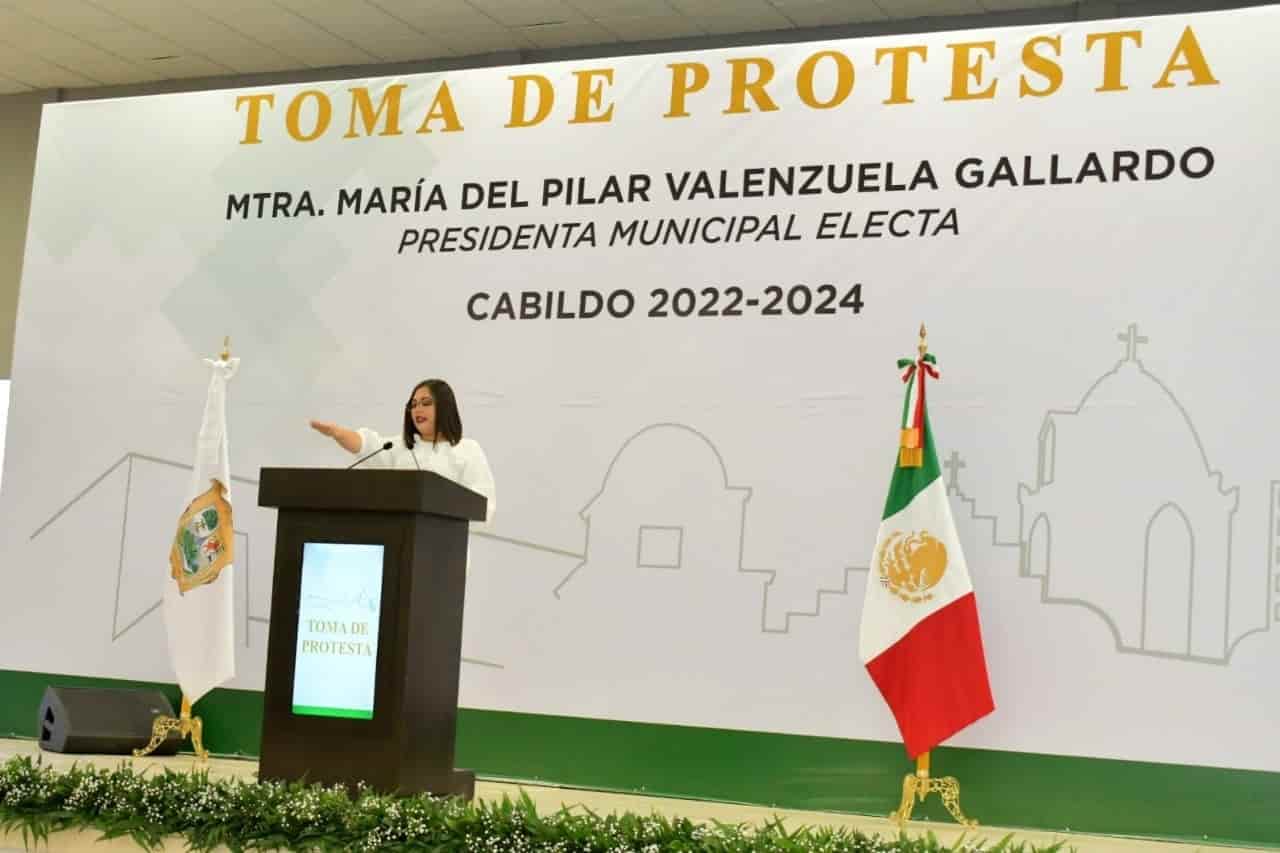 REALIZA PILAR VALENZUELA Y EL CABILDO DE NAVA 2022-2021 TOMA DE PROTESTA