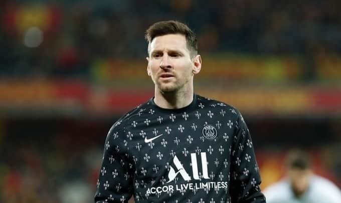 Messi supera el COVID-19 y ya reporta con el PSG