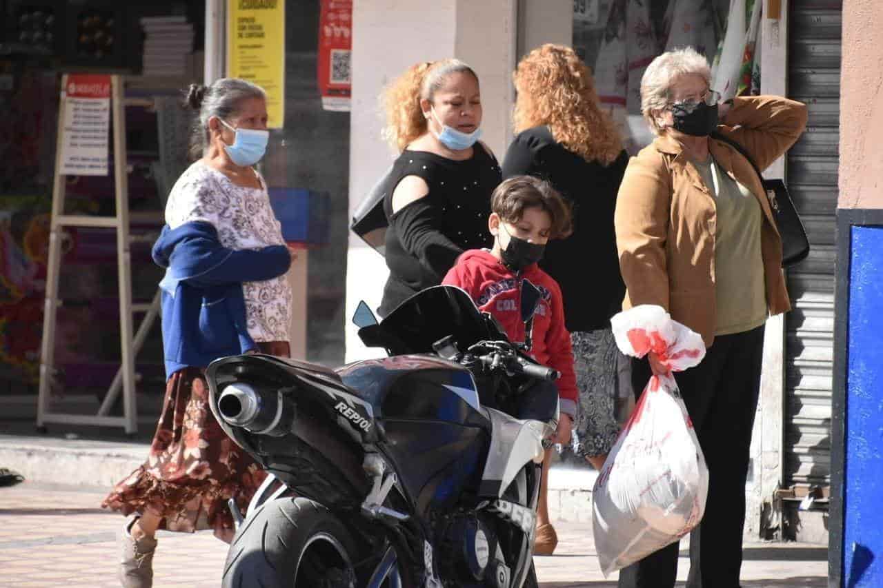 Llaman a trabajadores a mantener medidas preventivas ante aumento de contagios de Covid-19.