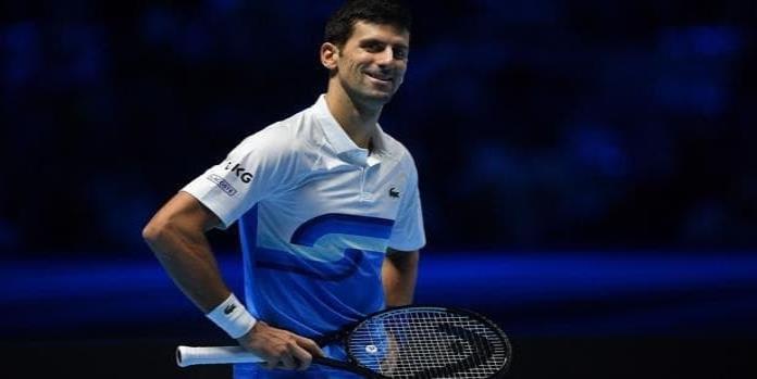 Djokovic lanza mensaje desde su confinamiento en Australia