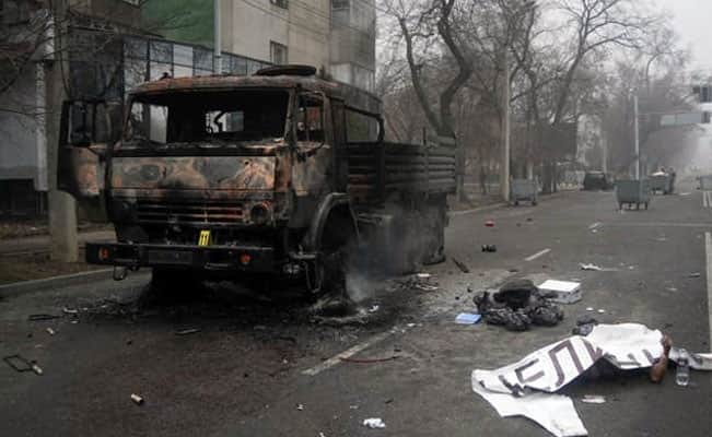 Disturbios dejan 164 muertos y 6 mil detenidos en Kazajistán